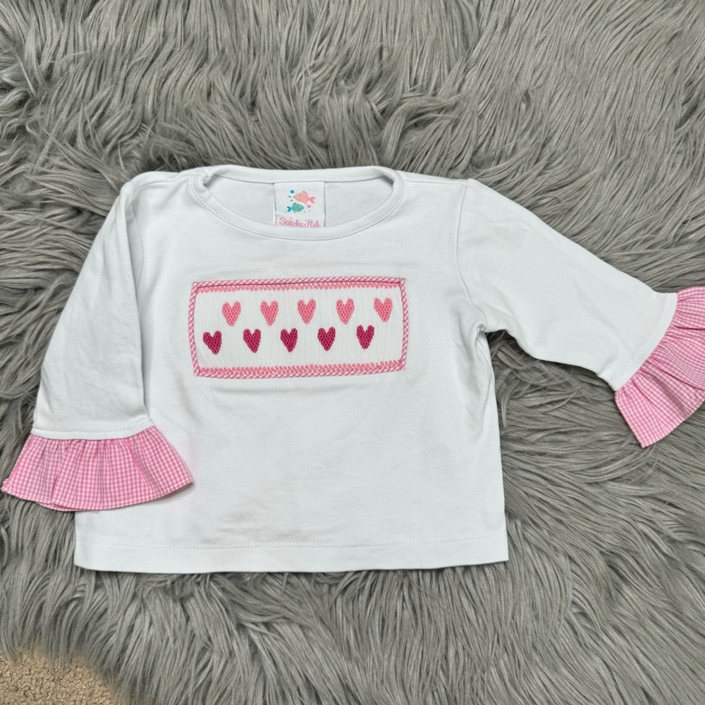 Stitchy fish smocked baby girl shirt ❤️